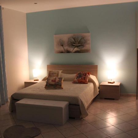 Casa Di Suele Apartment Solarino ภายนอก รูปภาพ