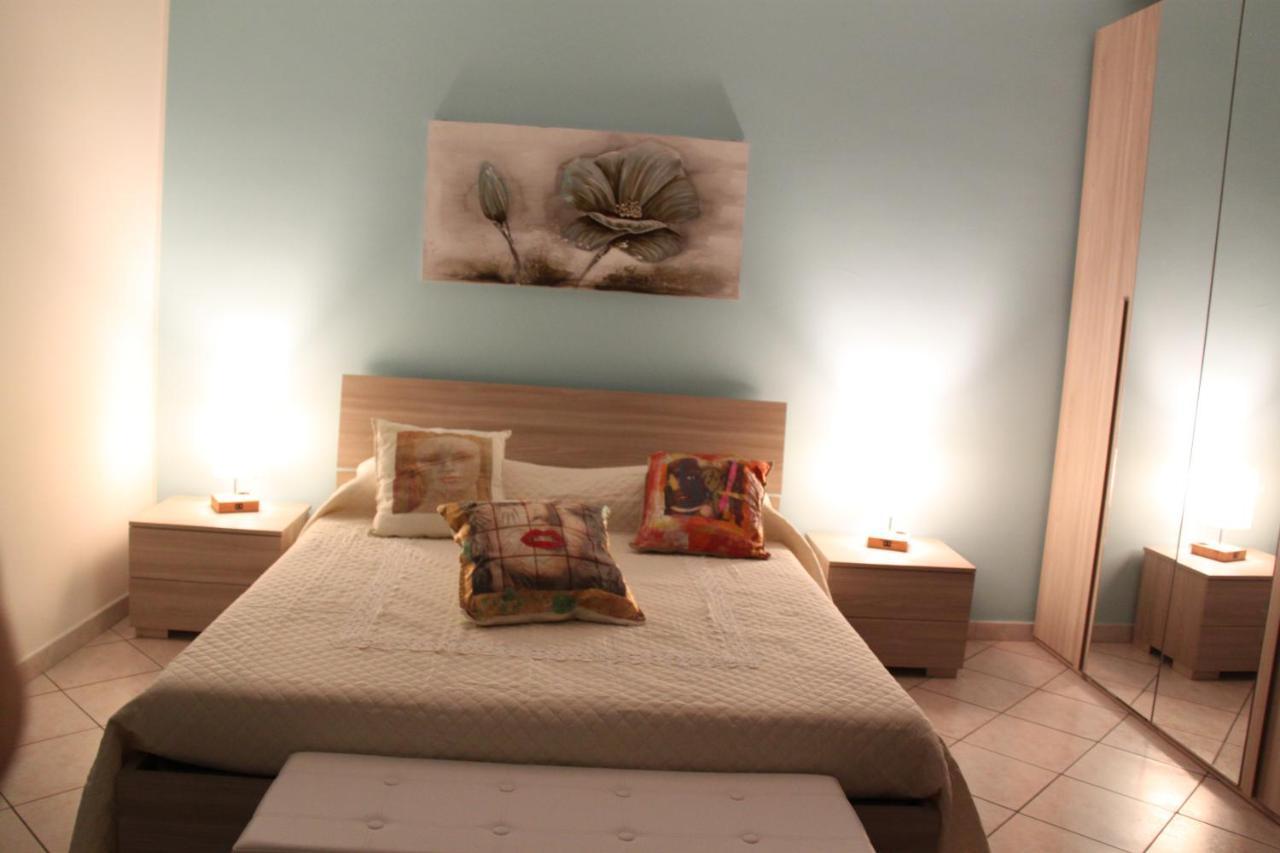 Casa Di Suele Apartment Solarino ภายนอก รูปภาพ